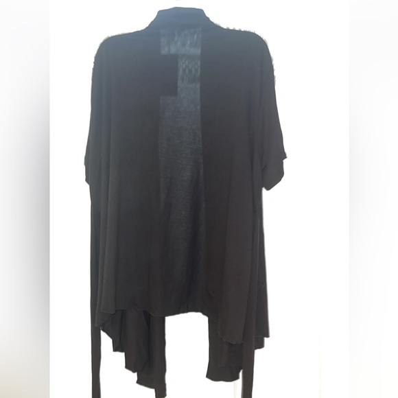 NWT Short Sleeved Cardigan - Picture 2 of 3